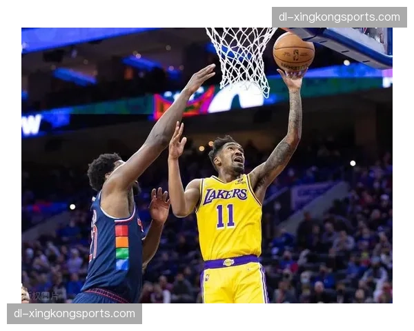 贝蒂斯控球率偏低但反击高效 快速转换进攻成得分利器